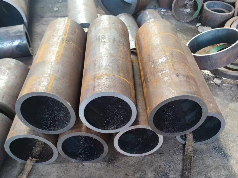 炉霍12Cr1MovG无缝钢管切割